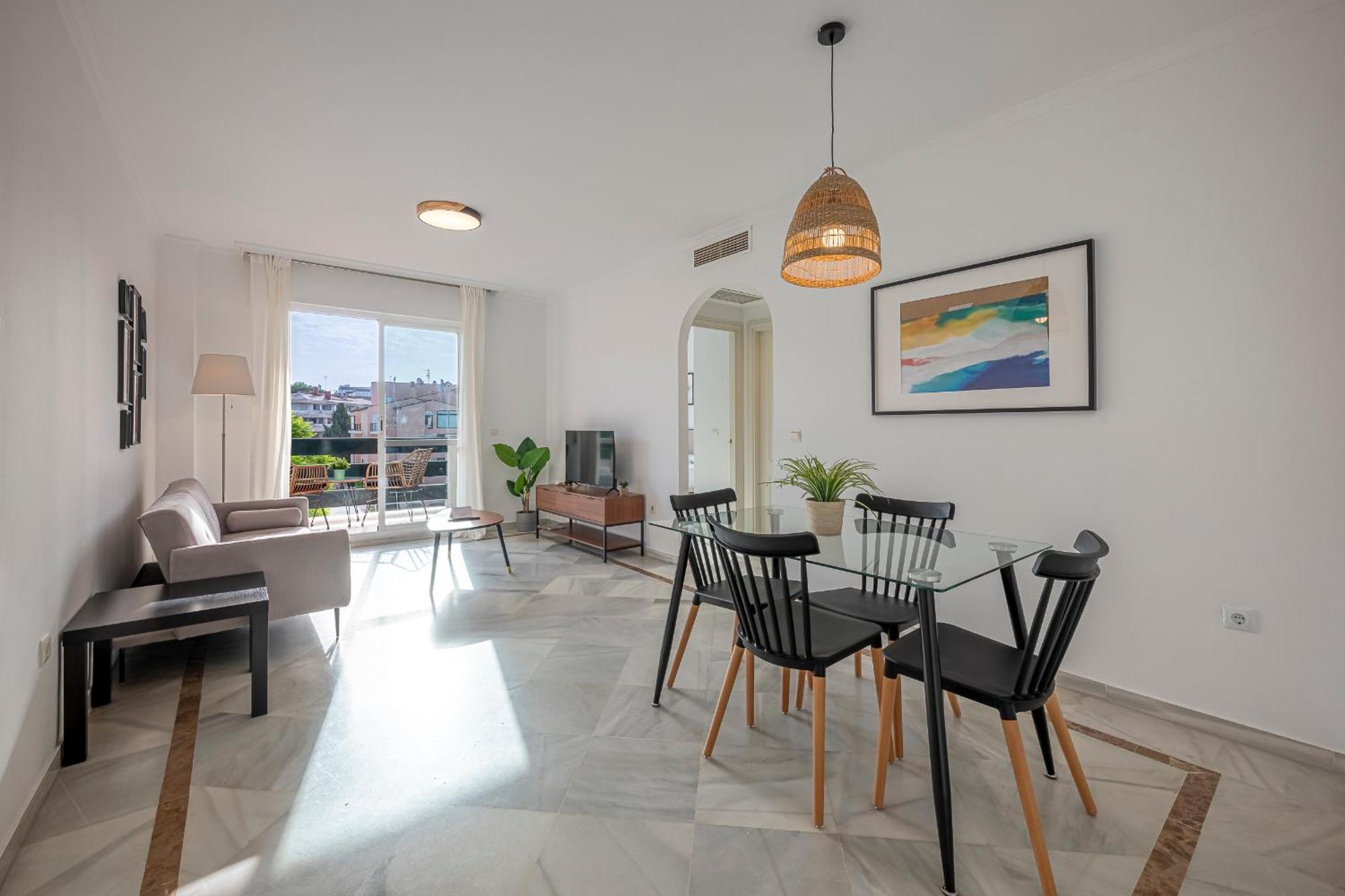 Puerto Banus - Modern Apartament, 2 Bedrooms Apartment Marbella