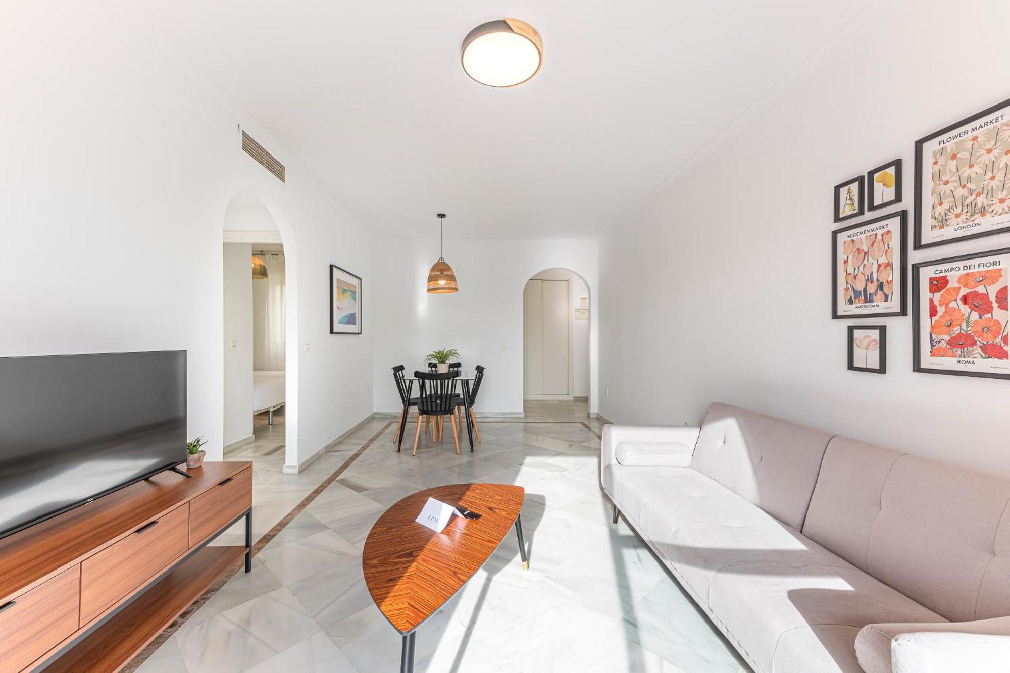 Puerto Banus - Modern Apartament, 2 Bedrooms Apartment