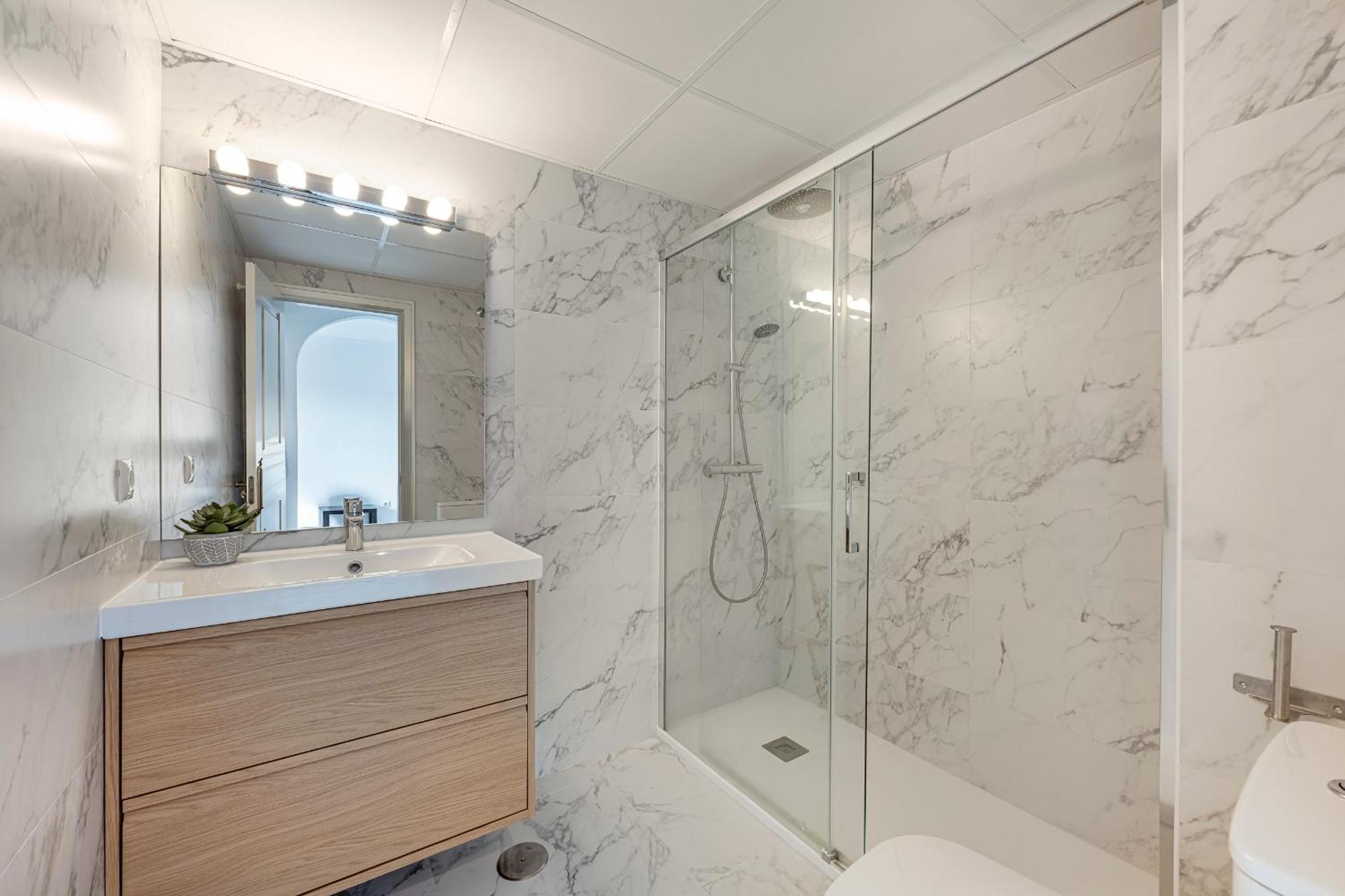 Puerto Banus - Modern Apartament, 2 Bedrooms Apartment Marbella