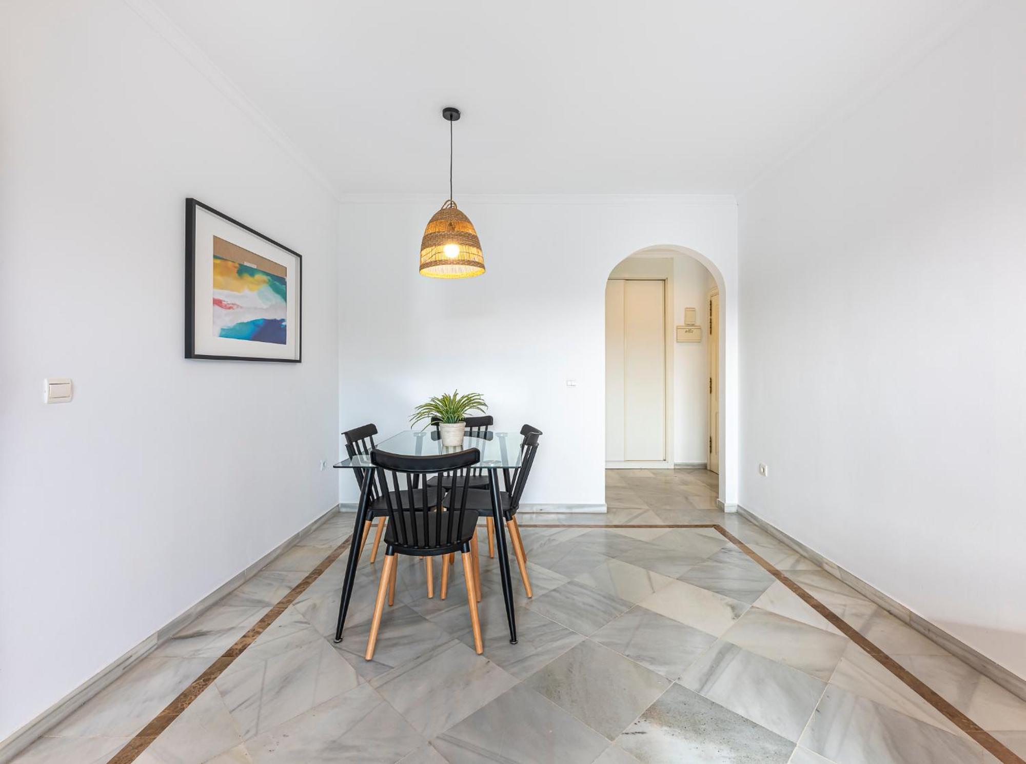 Puerto Banus - Modern Apartament, 2 Bedrooms Apartment